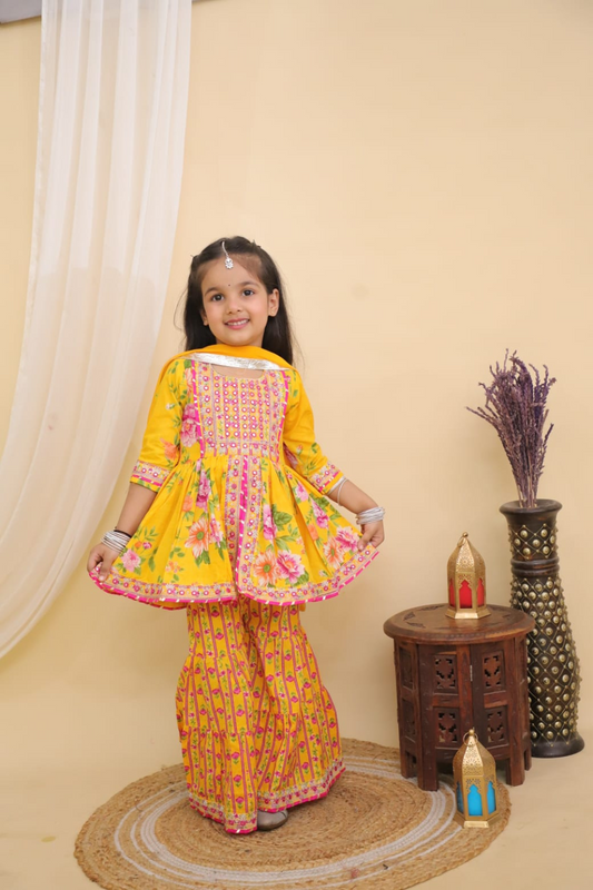 SHORT PEPLUM SHARARA WITH EMBROIDERY NECK